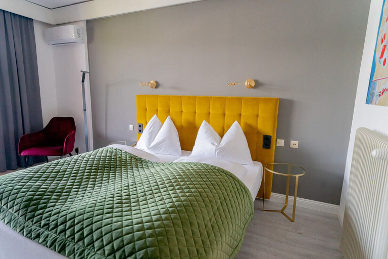 Bedroom 4, Hotel Parks, Villach Land