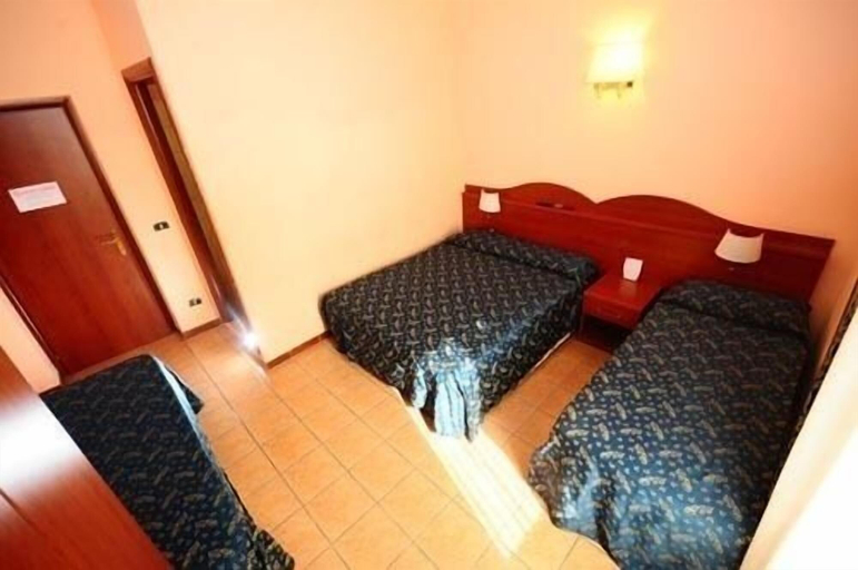 Bedroom 3, Termini Station Rooms, Rome