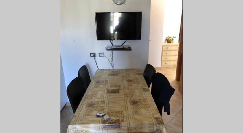 Others 2, Caulonia, 2 bed 1st Floor Apartment Close To Beach, Reggio Di Calabria