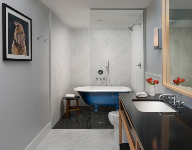 Bathroom 3, Kimpton SCHOFIELD HOTEL by IHG, Cuyahoga