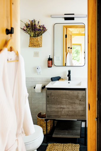 Bathroom, The Cabins at Reverence Farms by Sagra, Alamance