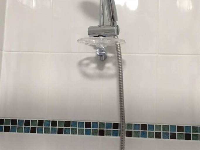 Bathroom 5, The Volunteer, Oxfordshire