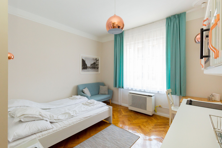 Bedroom 3, Otto Studios, Budapesti