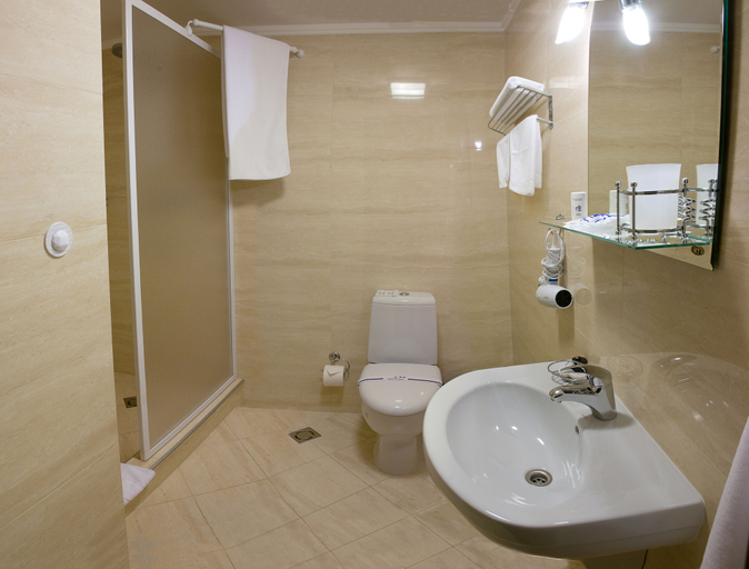 Bathroom 4, Royal Street Hotel, Odes'ka