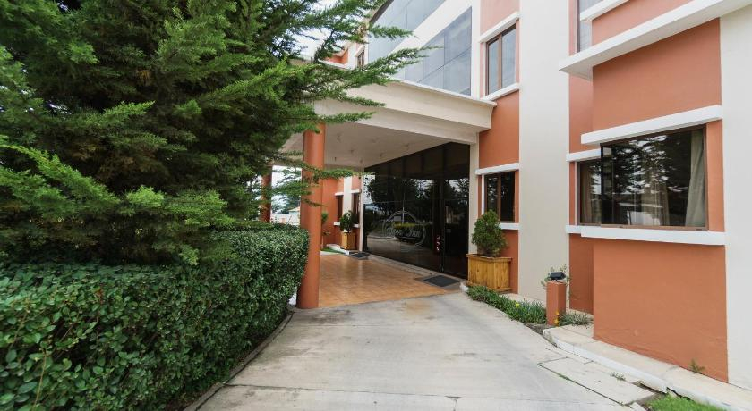 Exterior & Views 1, Hotel Anna Inn, Olintepeque