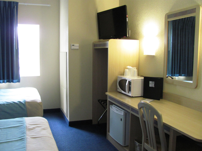 Bedroom 3, Motel 6 Huntsville, ON, Muskoka