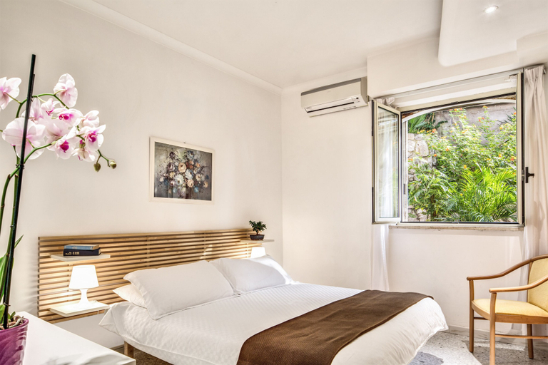 Bedroom 2, GOCCE DI CAPRI RESORT, Napoli