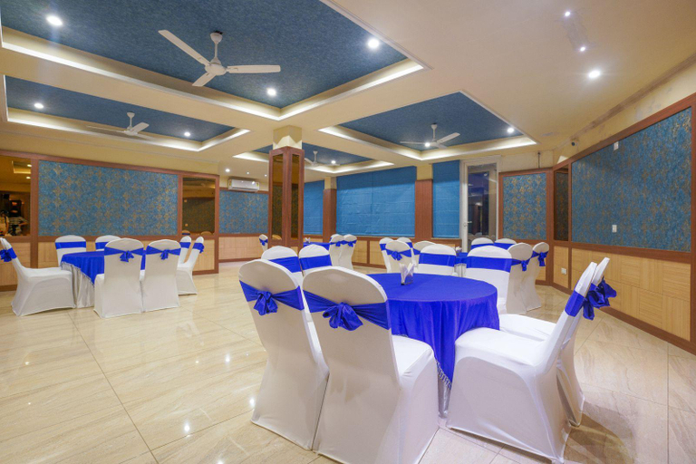 Food & Drinks 5, Neugal Riverfront Resort, Kangra