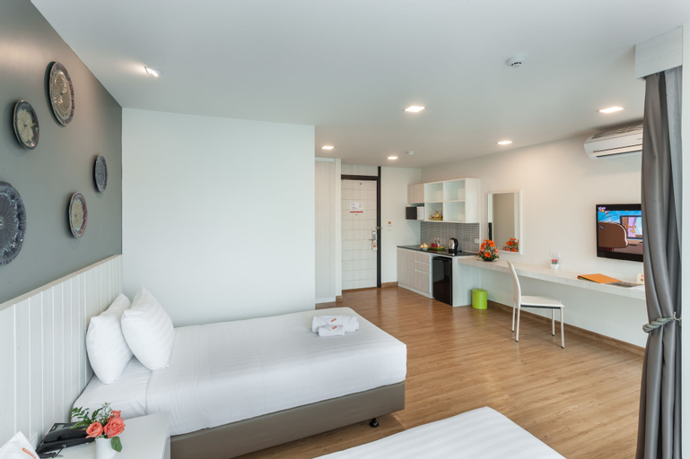 Bedroom 12