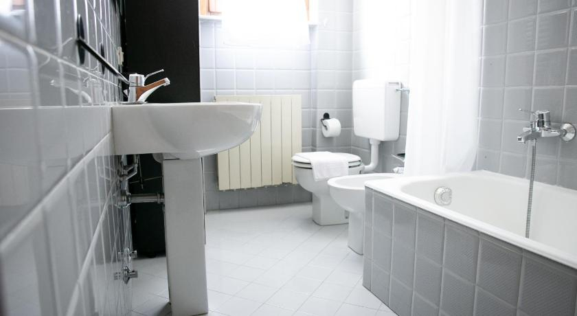 IseoLakeRental - Casa Luisa, Bergamo