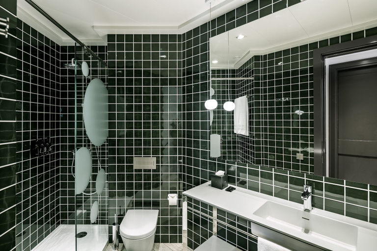 Bathroom 4, Midtown Apartments, Barcelona