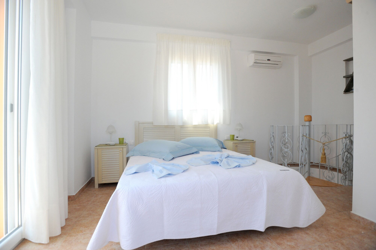 Bedroom 2, Aigaio Studios Tinos, South Aegean