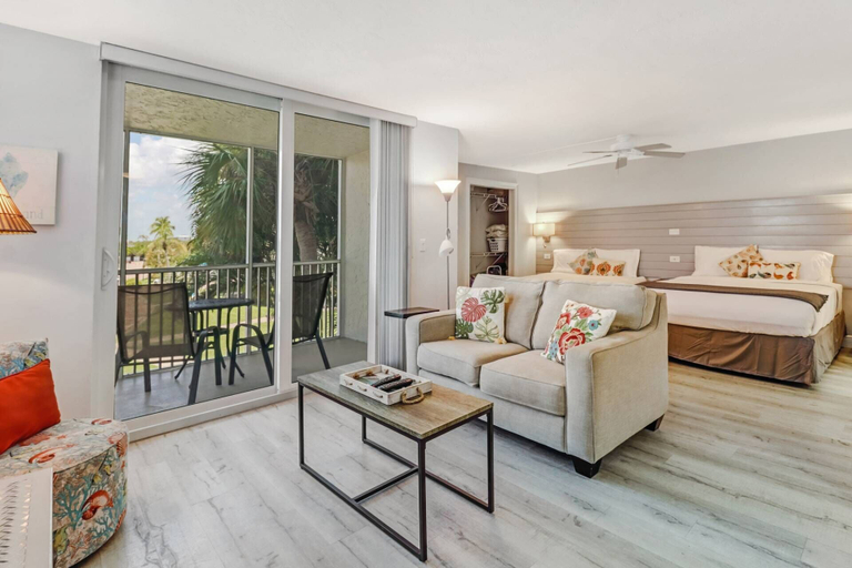 Bedroom 3, Beach & Tennis 2202, Lee