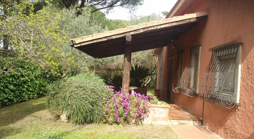 Exterior & Views 5, villetta nel verde vicino spiaggia, Grosseto
