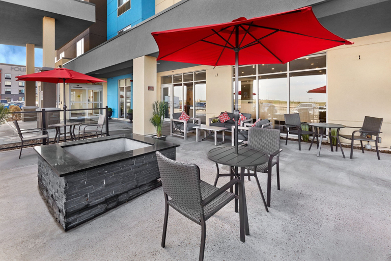 Food & Drinks 5, TownePlace Suites by Marriott Edmonton Sherwood Park, Division No. 11