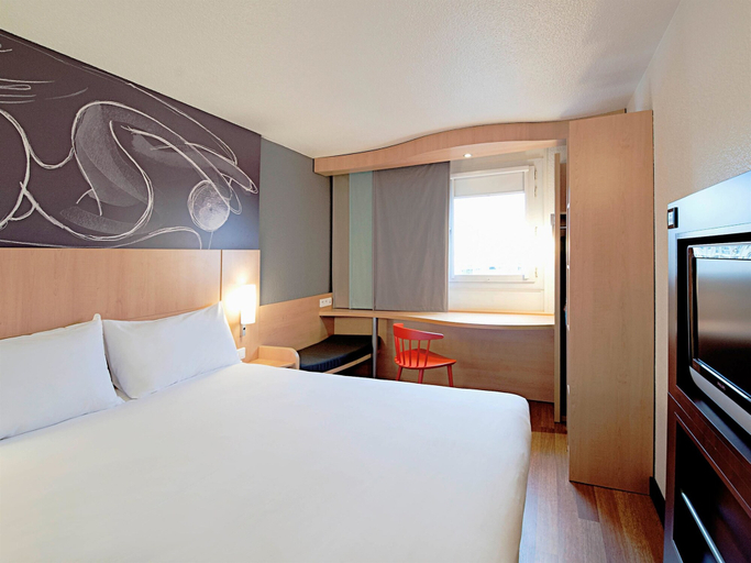 Bedroom 4, ibis Paris Vaugirard Porte de Versailles, Paris