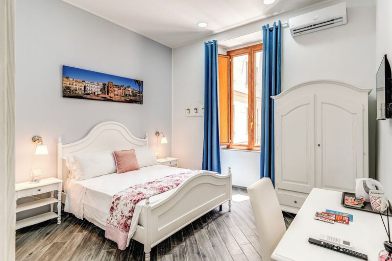 Bedroom 4, Agorà Borsa, Napoli