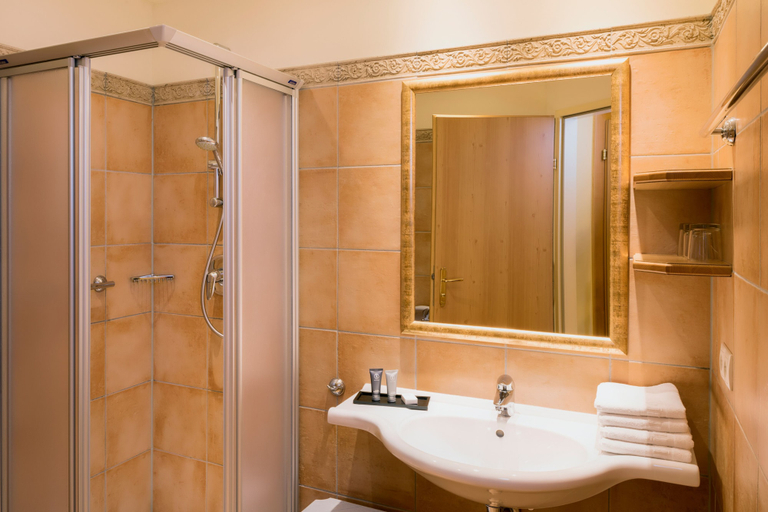 Bathroom 4, Hapimag Resort St. Michael, Tamsweg