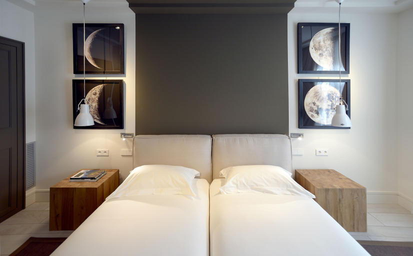 Bedroom 2, Midtown Apartments, Barcelona