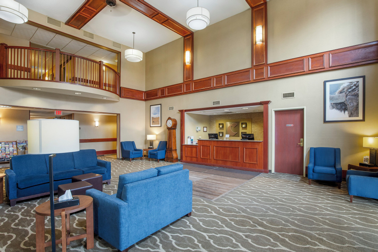 Public Area 2, Comfort Inn And Suites, Pennington