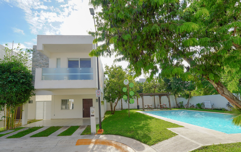 Sport & Beauty 4, Casa Apolinar I Selvanova I Pool, Cozumel