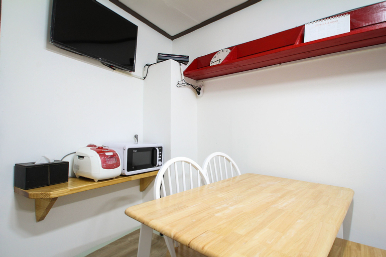 Dining Room 15