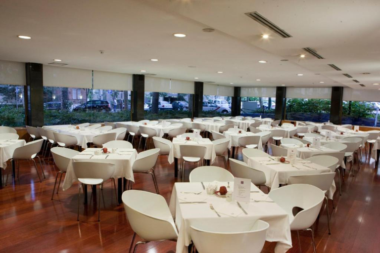Food & Drinks 2, voco MADRID - RETIRO by IHG, Madrid