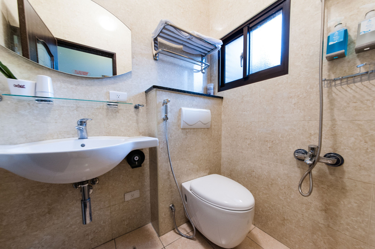 Bathroom 4, Han day, Yilan