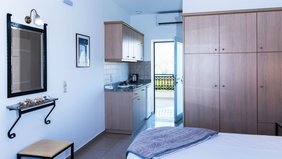 Bedroom 3, Real Palace, Crete