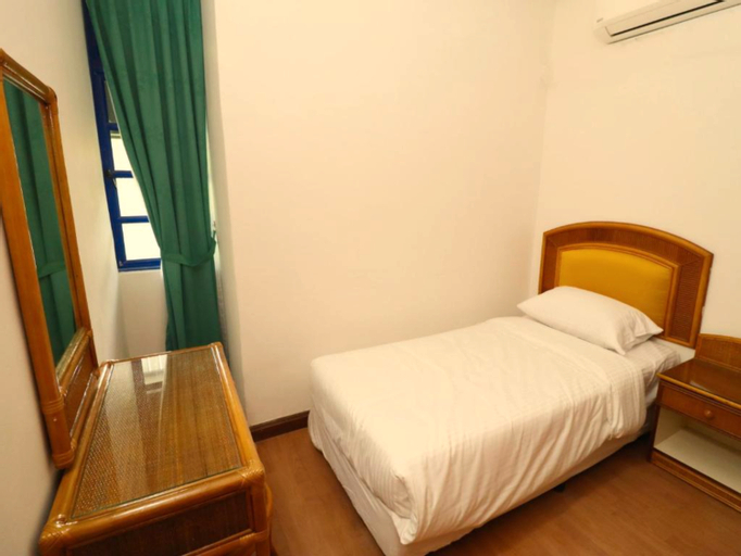 Bedroom 5