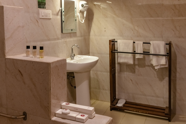 Bathroom 3, Rawai Luxury Tents, Ajmer