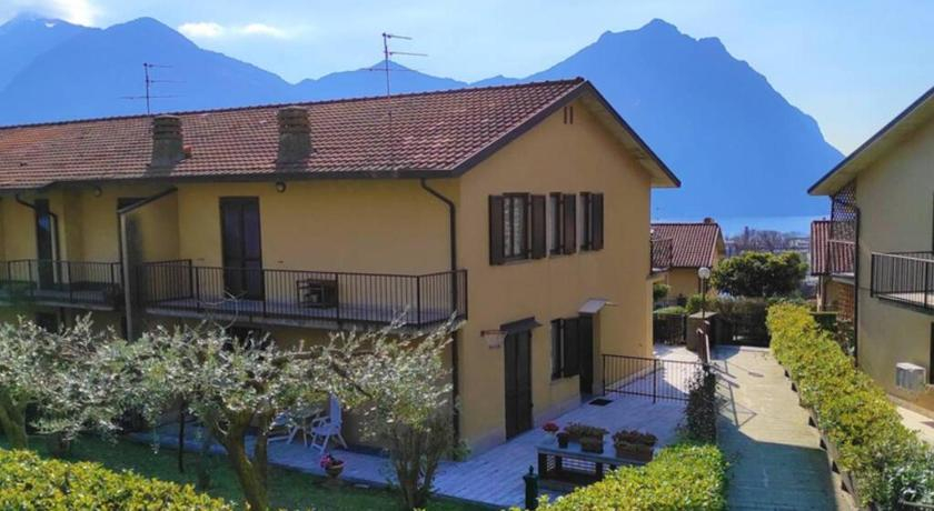 Feel at Home - LETIZIA LAKE HOUSE, Bergamo