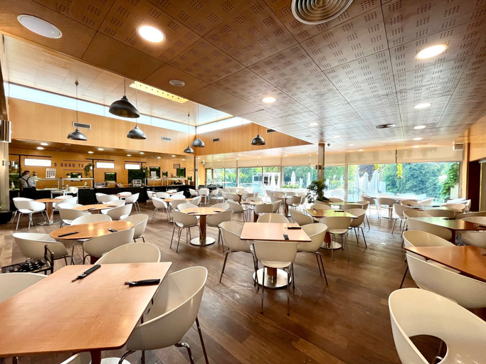 Food & Drinks 2, Crowne Plaza MADRID CENTRE RETIRO by IHG, Madrid