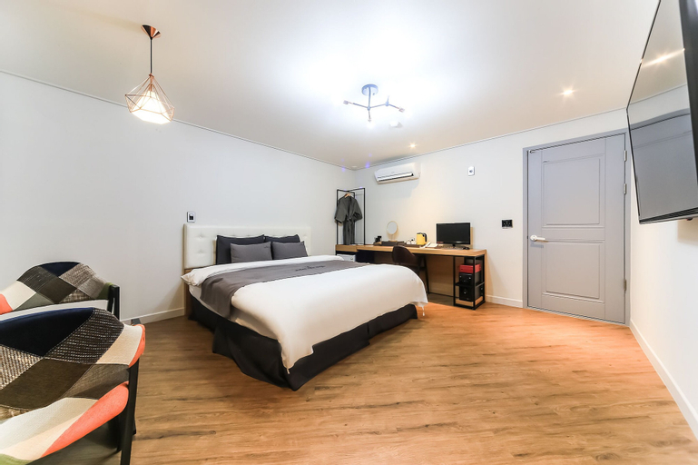Bedroom 5