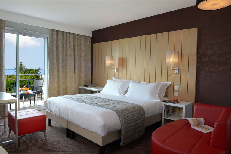 Bedroom 2, Thalasso Concarneau Spa Marin Resort, Finistère