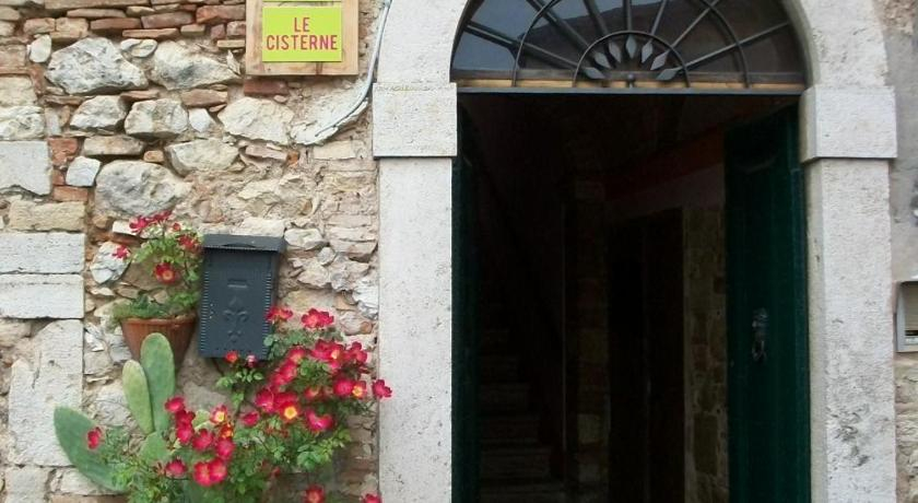 Exterior & Views 1, Le Cisterne B&B, Terni