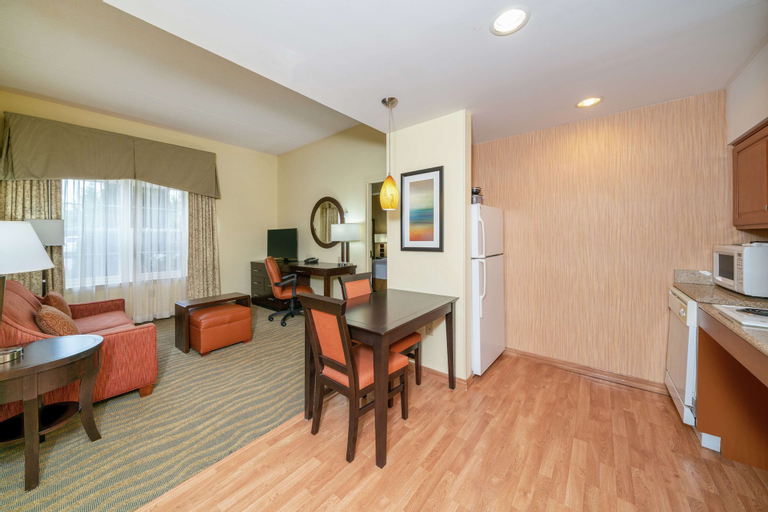 Dining Room 5