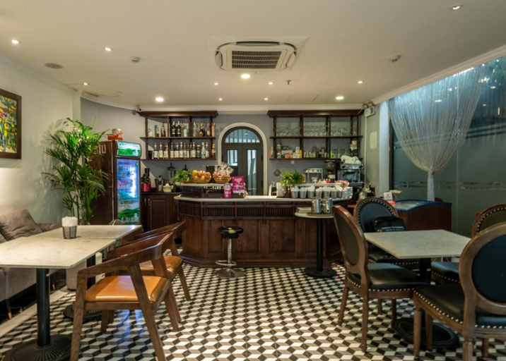 Food & Drinks 3, Moon West Lake Hotel & Residence, Tây Hồ