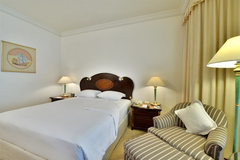 Bedroom 28