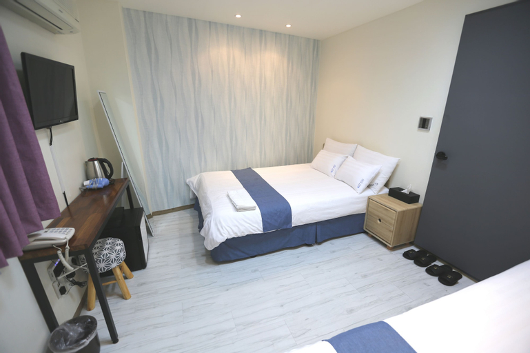 Bedroom 22