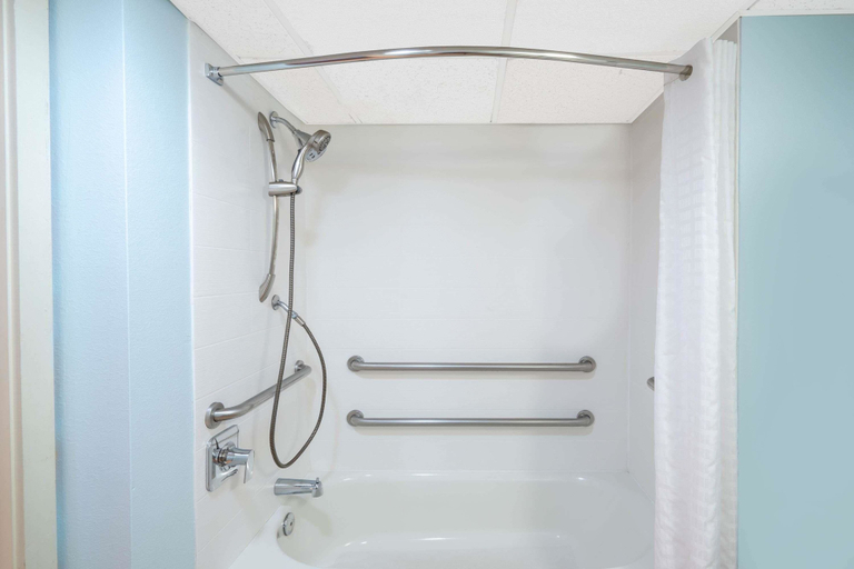 Bathroom 4, Gatlinburg River Inn, Sevier