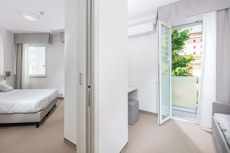 Bedroom 2, Hotel Centrale, Udine