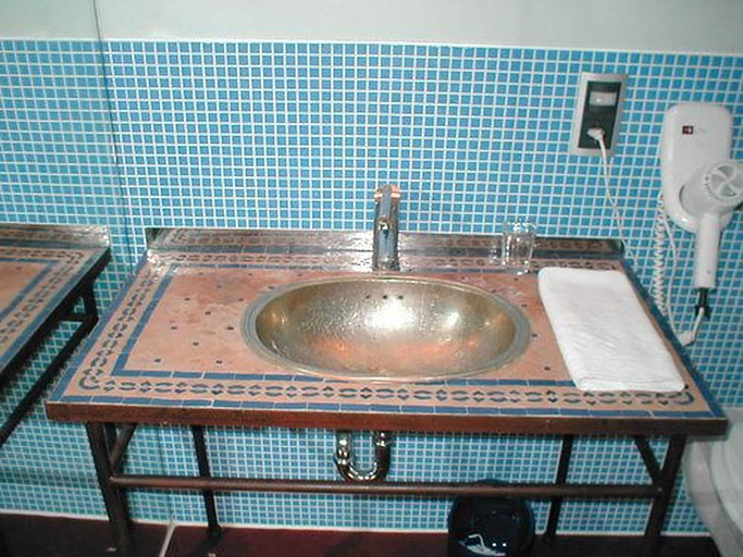 Bathroom 5, Hotel Village, Hamburg