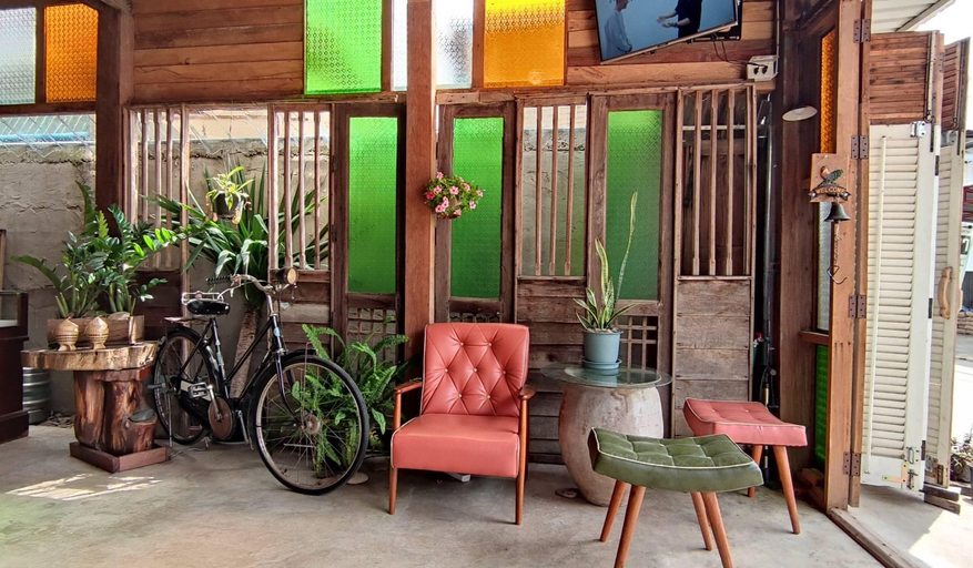 Others 4, BaanXiaokan, Chiang Khan