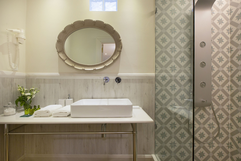 Bathroom 5, Despotiko Hotel, South Aegean