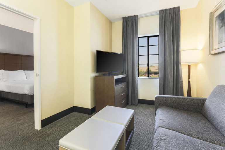 Bedroom 17