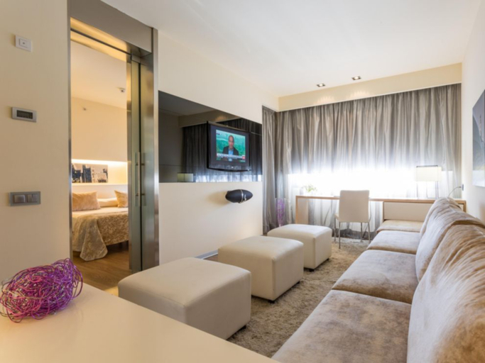 Bedroom 4, voco MADRID - RETIRO by IHG, Madrid