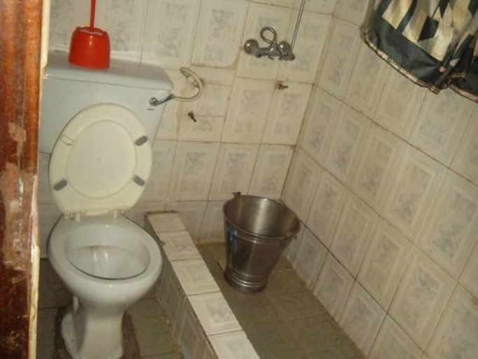 Bathroom 3, Nima Suites, Obio/Akp