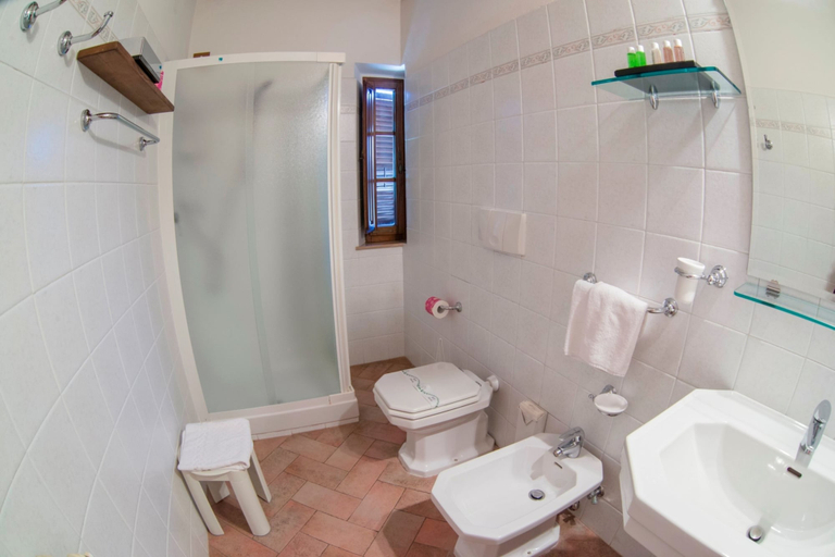 Bathroom 4, Relais Villa Petrischio, Arezzo