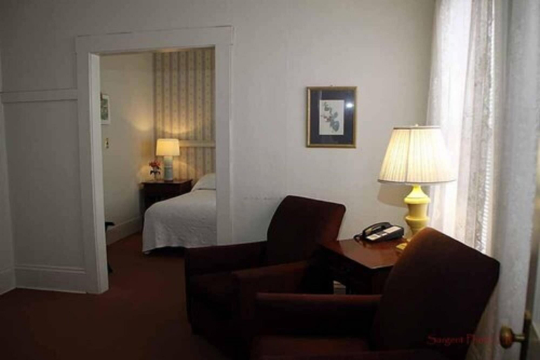 Bedroom 3, Hotel Coolidge, Windsor